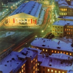 На снимке проспект Маркса со зданием манежа в 70-х годах.