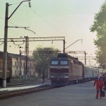 Фото сделано на жд вокзале Ростова-на-дону.</br>
Снимок был сделан в 1988 году.