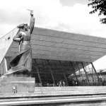 Кинотеатр Аврора, является объектом культурного наследия РФ, код 2300144000. Фото сделано в 70-х годах.