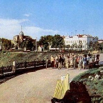 Снимок бульвара Новый Венец</br>
На сегодняшний день в подгорье остались жилые строения. 