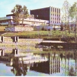 Иркутский дворец культуры профсоюзов. Открытка, выпущена в 1981 году.