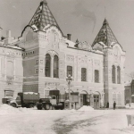 Театральная площадь Куйбышев (Самара).
Фотография сделана в Марте, 1963 года. 